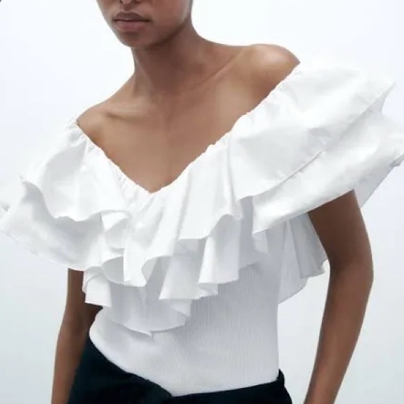 Zara White Ruffled Off-Shoulder Blouse - Picture 1 of 1